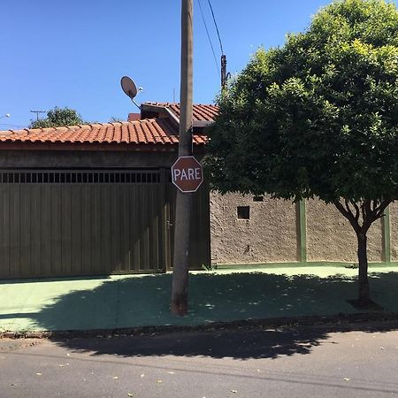הוילה Casa Em Olímpia מראה חיצוני תמונה